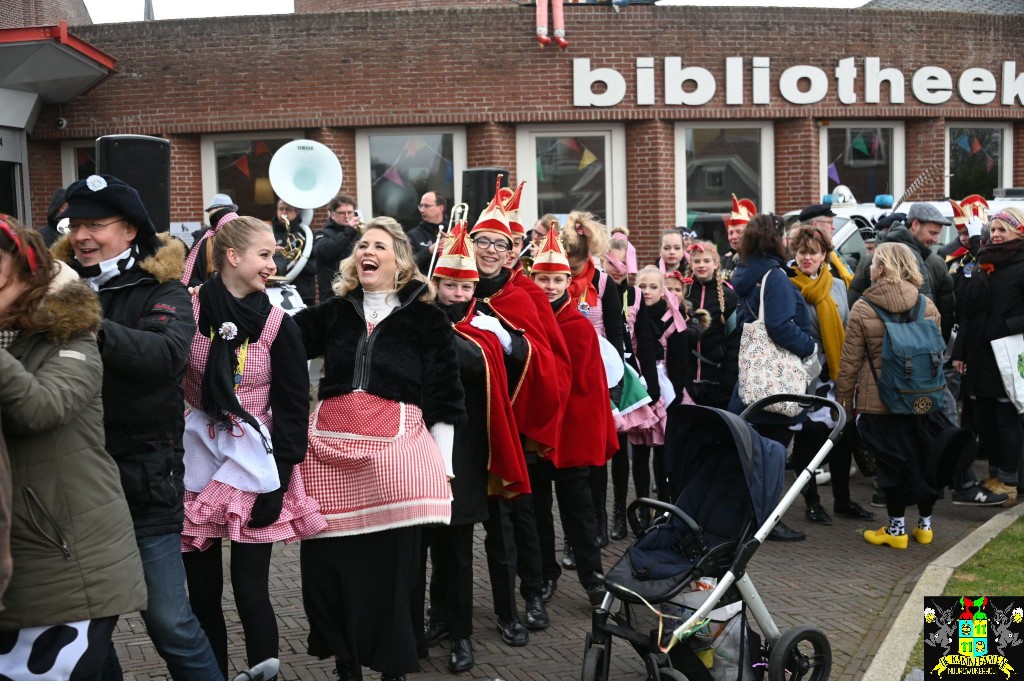 ../Images/Boerenbruiloft gemeentehuis 2023 135.jpg